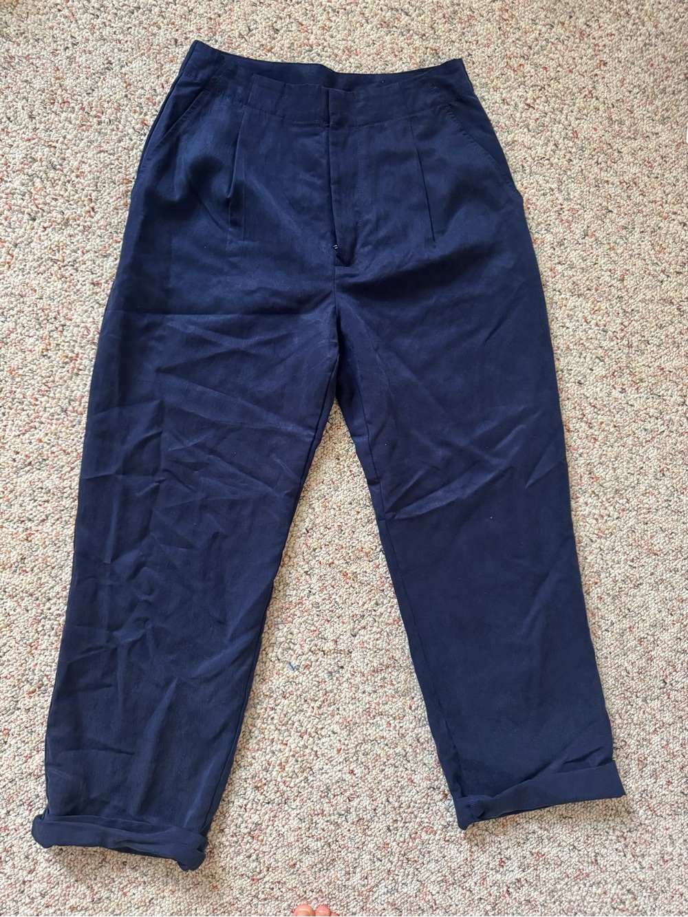 GAP Women's Dressy Tencel Pleated Pant Navy Blue
